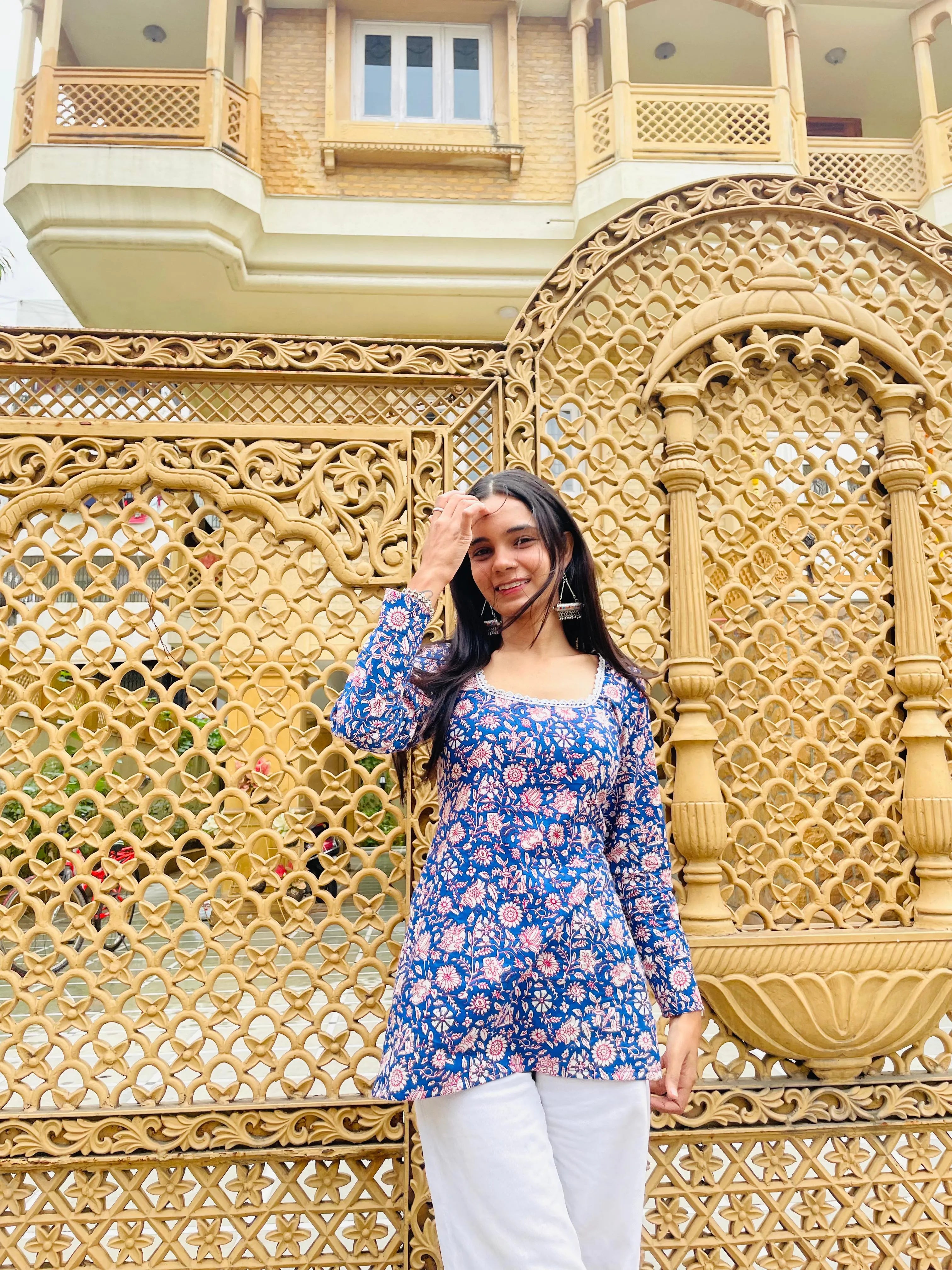 Heer- Full Sleeve Corset Back Kurti