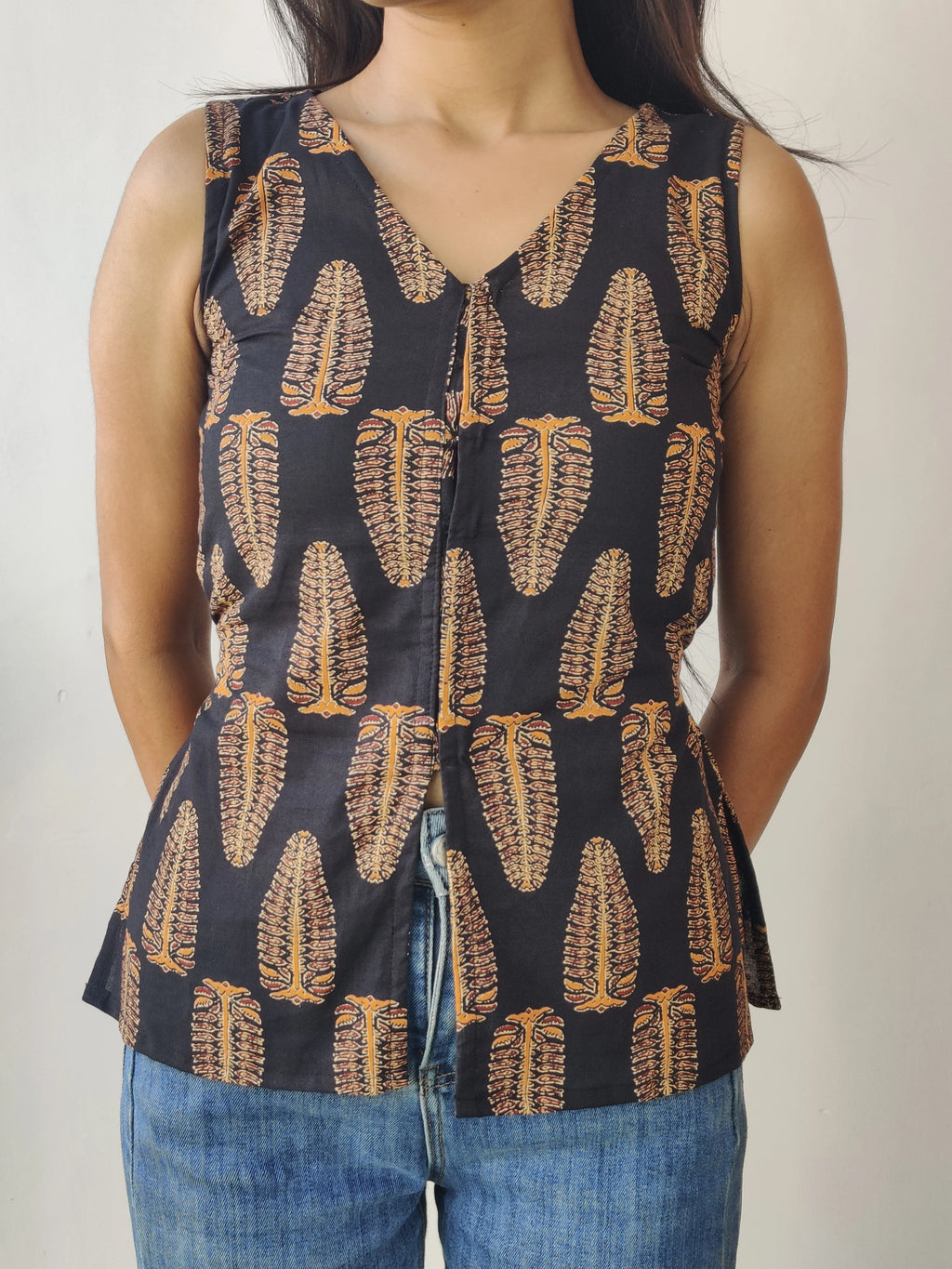 Black Saanjh Waistcoat Top