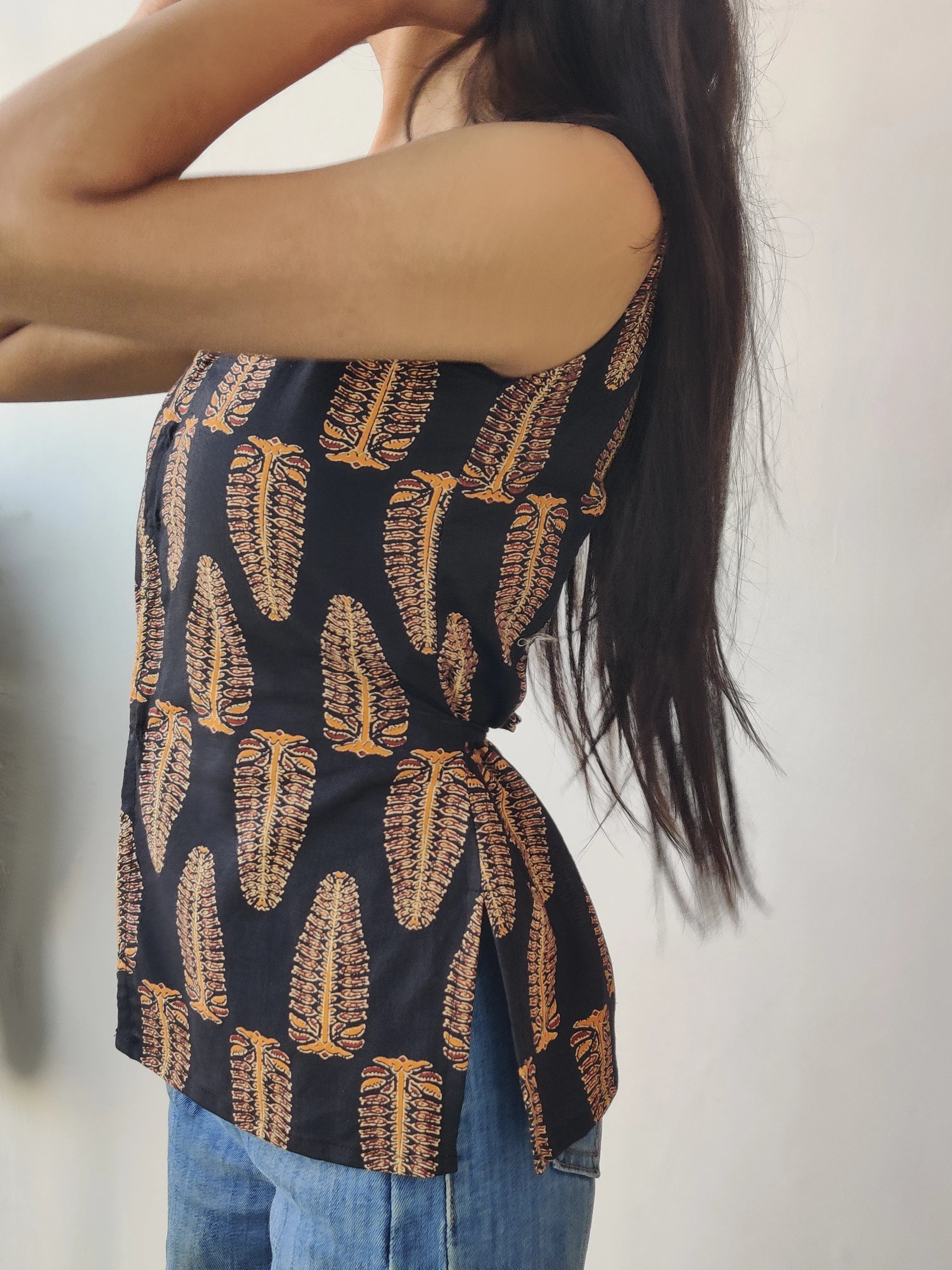 Black Saanjh Waistcoat Top